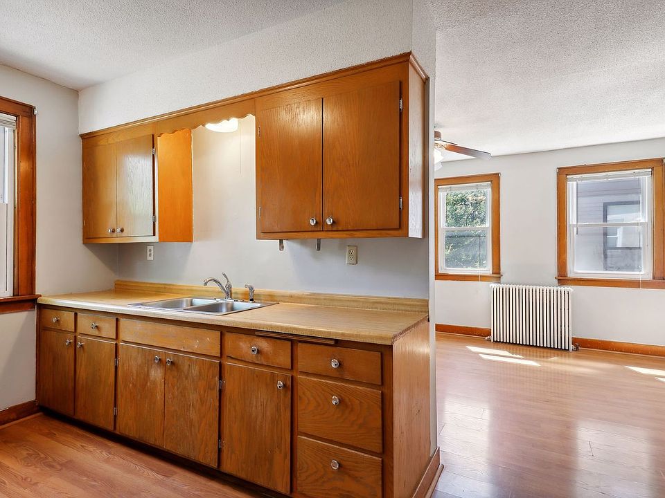 1st image of 2723 E 38th St APT 3