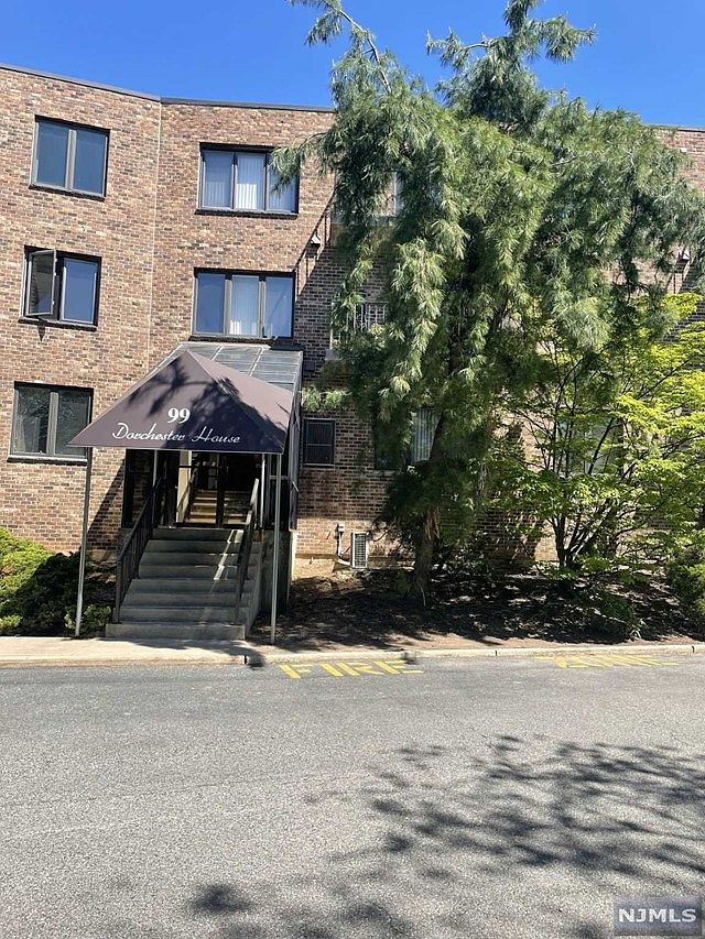 99 Teaneck Rd APT 116, Ridgefield Park, NJ 07660 | Zillow