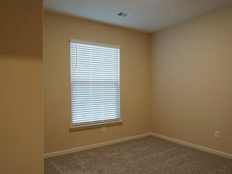 1823 Dahlia Way — Photo 5