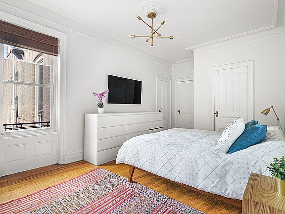 5th image of 261 Garfield Pl APT 4
