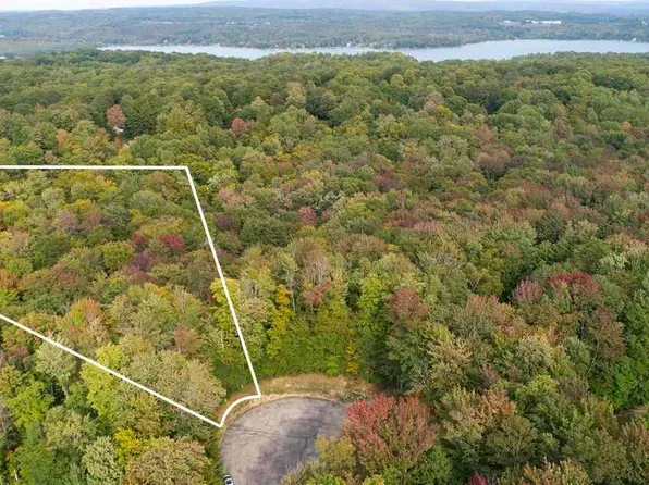 Ash Ct #15, Petoskey, MI 49770