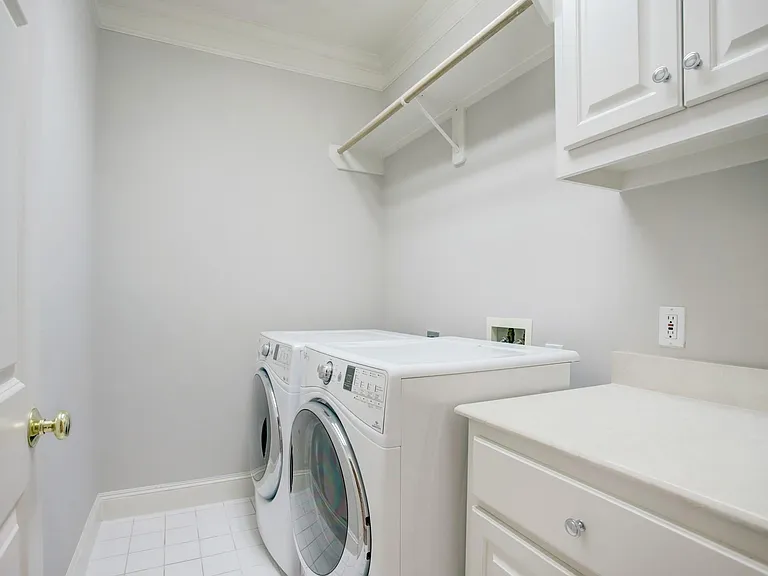 1809 W Clay St — Photo 19