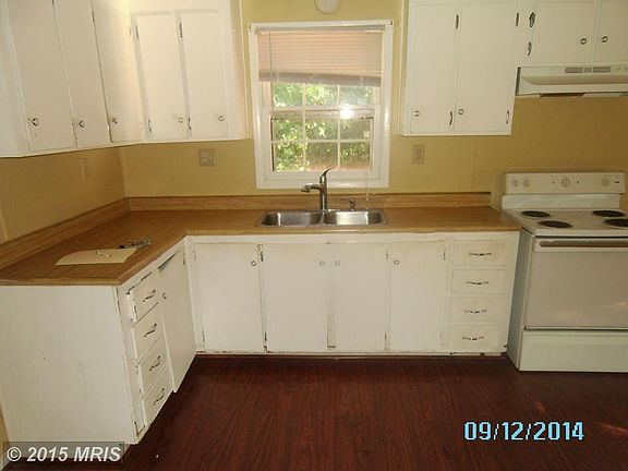 2nd image of 10904 Deer Dr