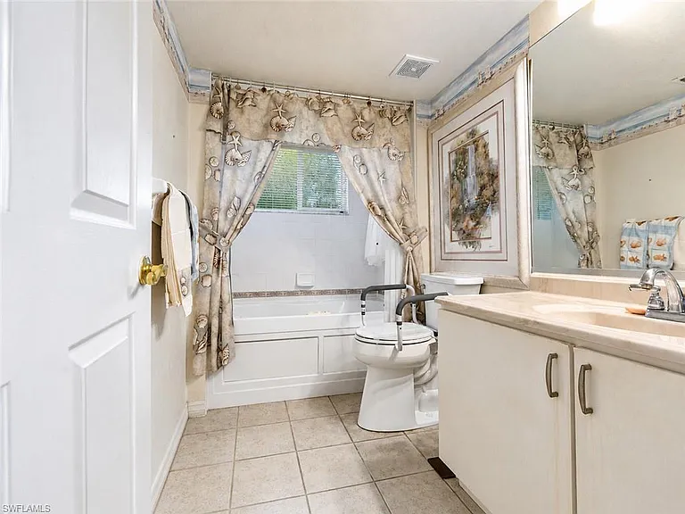 8294 Key Royal Cir #1631 — Photo 19