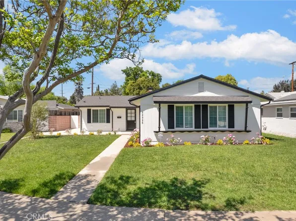 22325 Covello St, Canoga Park, CA 91303