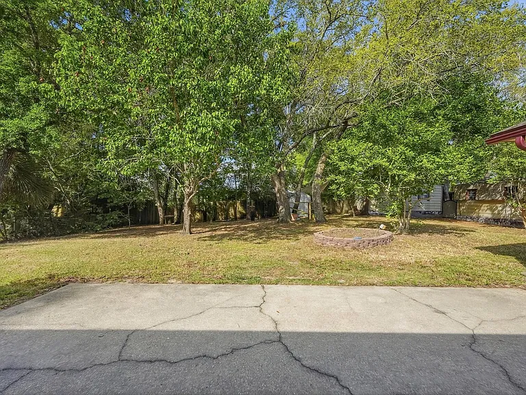3 Krivik Ct — Photo 46