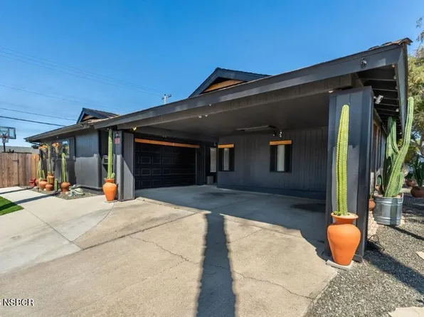 809 E Barton Ave, Lompoc, CA 93436