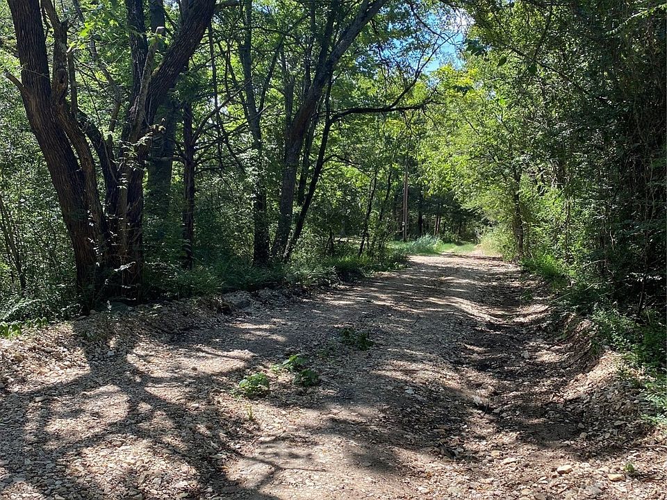 2nd image of W 898th Rd