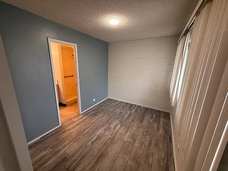 1099 Green St #309 — Photo 15
