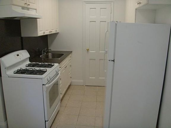 2nd image of 17505 Wexford Ter APT 3M
