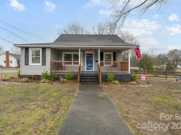 112 E Ballard St, Cherryville, NC 28021