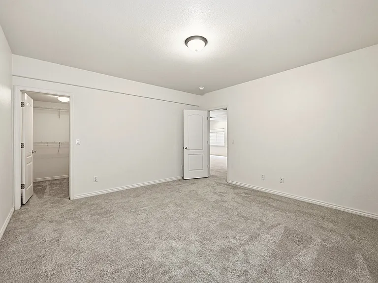 608 Crosswind Point — Photo 31