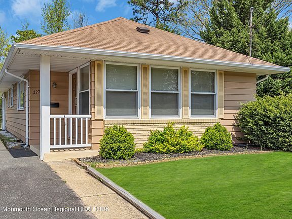 2nd image of 2272 Hovsons Boulevard
