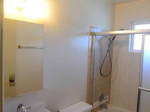 5th image of 2135 Swan Ct