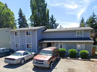 2709 S 258th Pl APT D, Kent, WA 98032