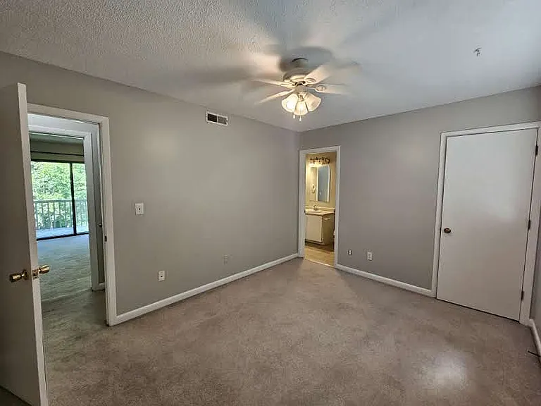 800 Reads Lake Rd #317 — Photo 14