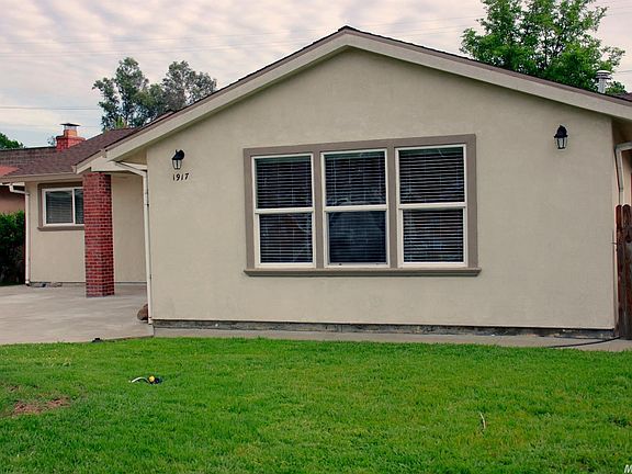2nd image of 1917 Buckeye Dr