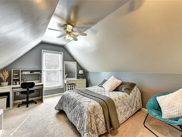 3940 Piper Glen Dr — Photo 32