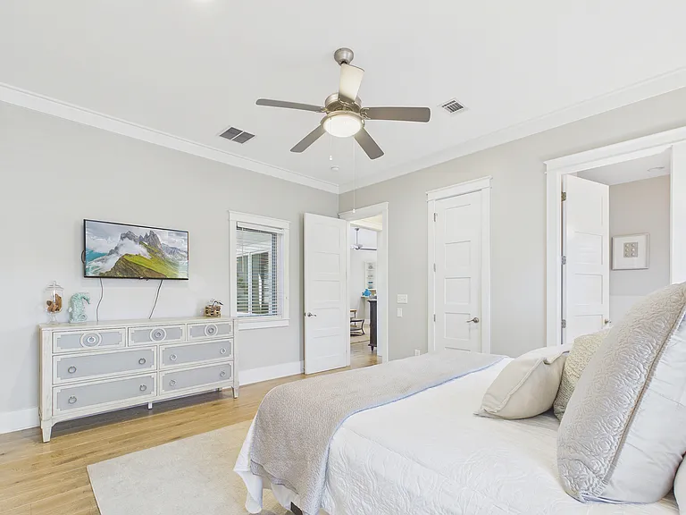 74 Greenway Park Ave — Photo 15