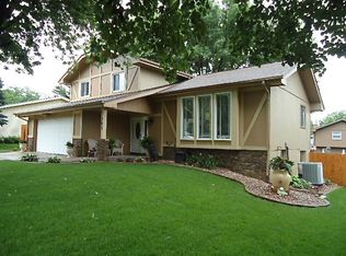 308 Prospect Dr, Papillion, NE 68046