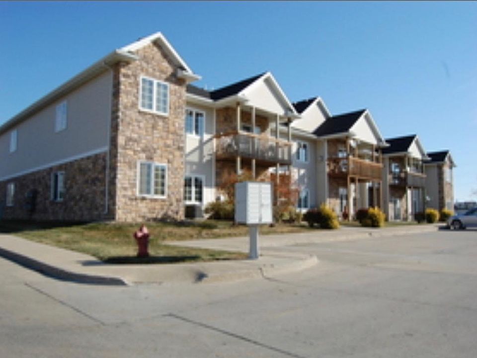 2nd image of 1655 34th Ave SW Unit 9