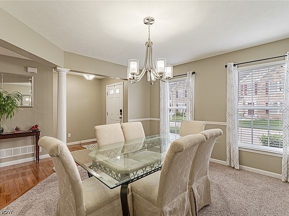 4th image of 38754 English Turn Ln