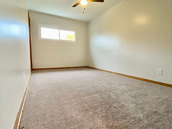 3rd image of 1960 W 27th St Floor 2