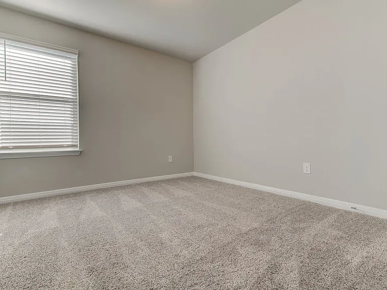 14513 Heartland Dr — Photo 29