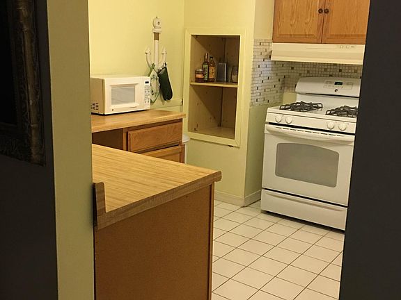 5th image of 8994 Kennedy Dr #101B