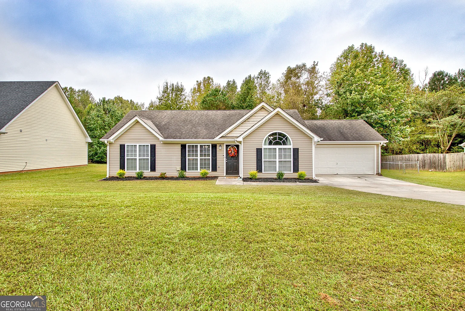 119 Margaret Way photo 1