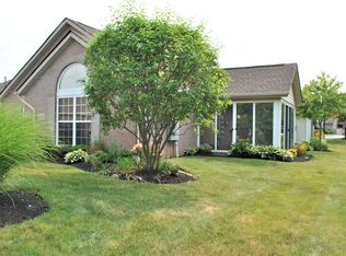 2001 Farmbrook Cir N #13-200, Grove City, OH 43123