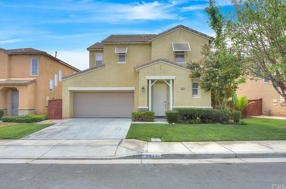 2nd image of 3632 Alhambra Ln