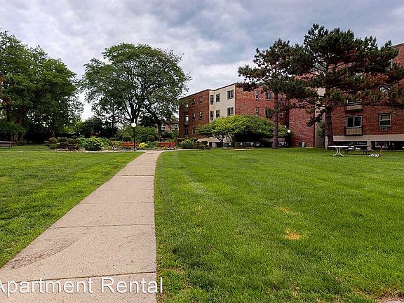 5th image of 765 W Washington Ave #9308405