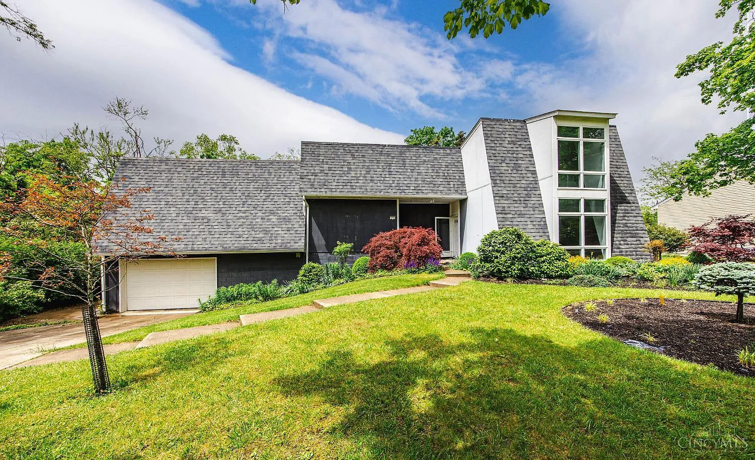 200 McKee Ave photo 1