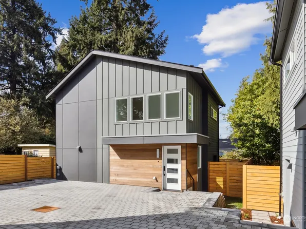 7719 45th Avenue NE, Seattle, WA 98115