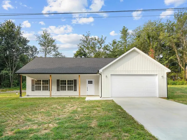 11 Lakeshore Dr, Mayfield, KY 42066