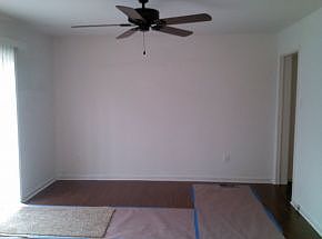 3rd image of 35 Edna Ct