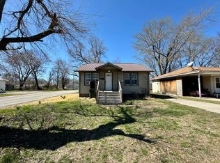1001 N Adams Ave, Lebanon, MO 65536