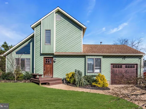 779 Dunedin St, Toms River, NJ 08753