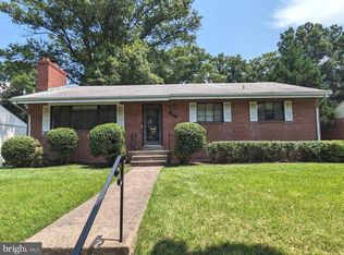 9307 E Parkhill Dr, Bethesda, MD 20814