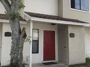 5402 Bayside Dr, Greenacres, FL 33463