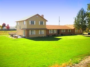 2040 W Hill Rd, Eagle, ID 83616