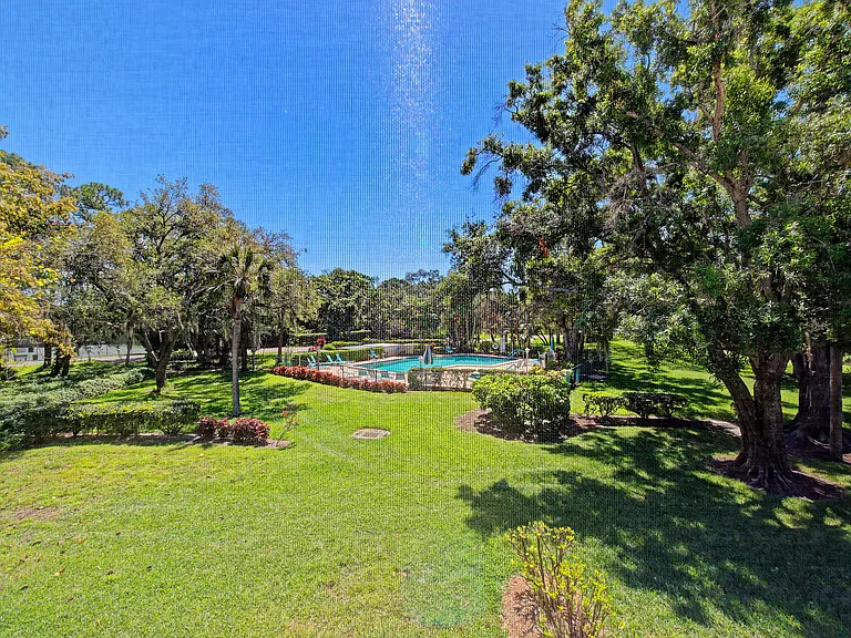 144 Pinehurst Dr — Photo 27