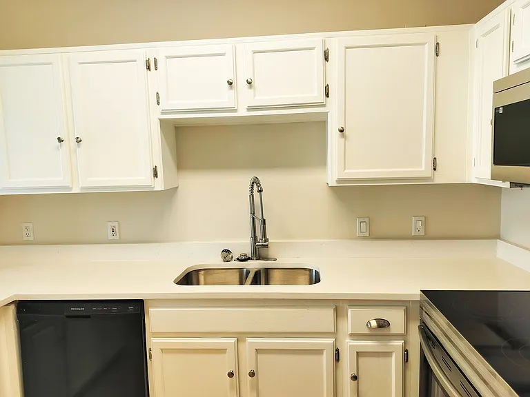 5310 Keller Springs Rd #723 — Photo 20