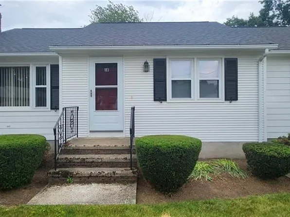 14 Cavalcade Blvd, Johnston, RI 02919
