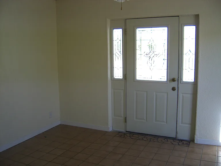 113 Abraham Ct #A — Photo 3