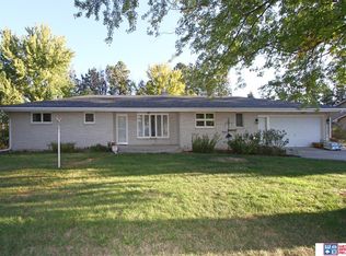 1820 E Apple Rd, Cortland, NE 68331