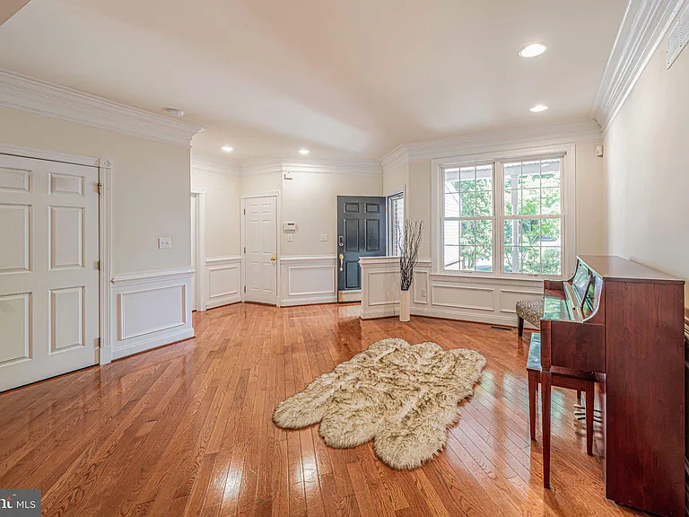 2392 S Whittmore St — Photo 3