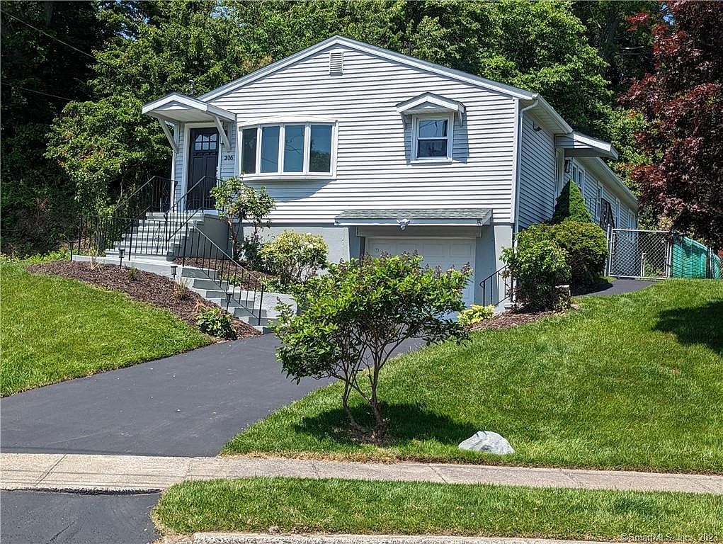 216 Milton Ave, West Haven, CT 06516 Zillow