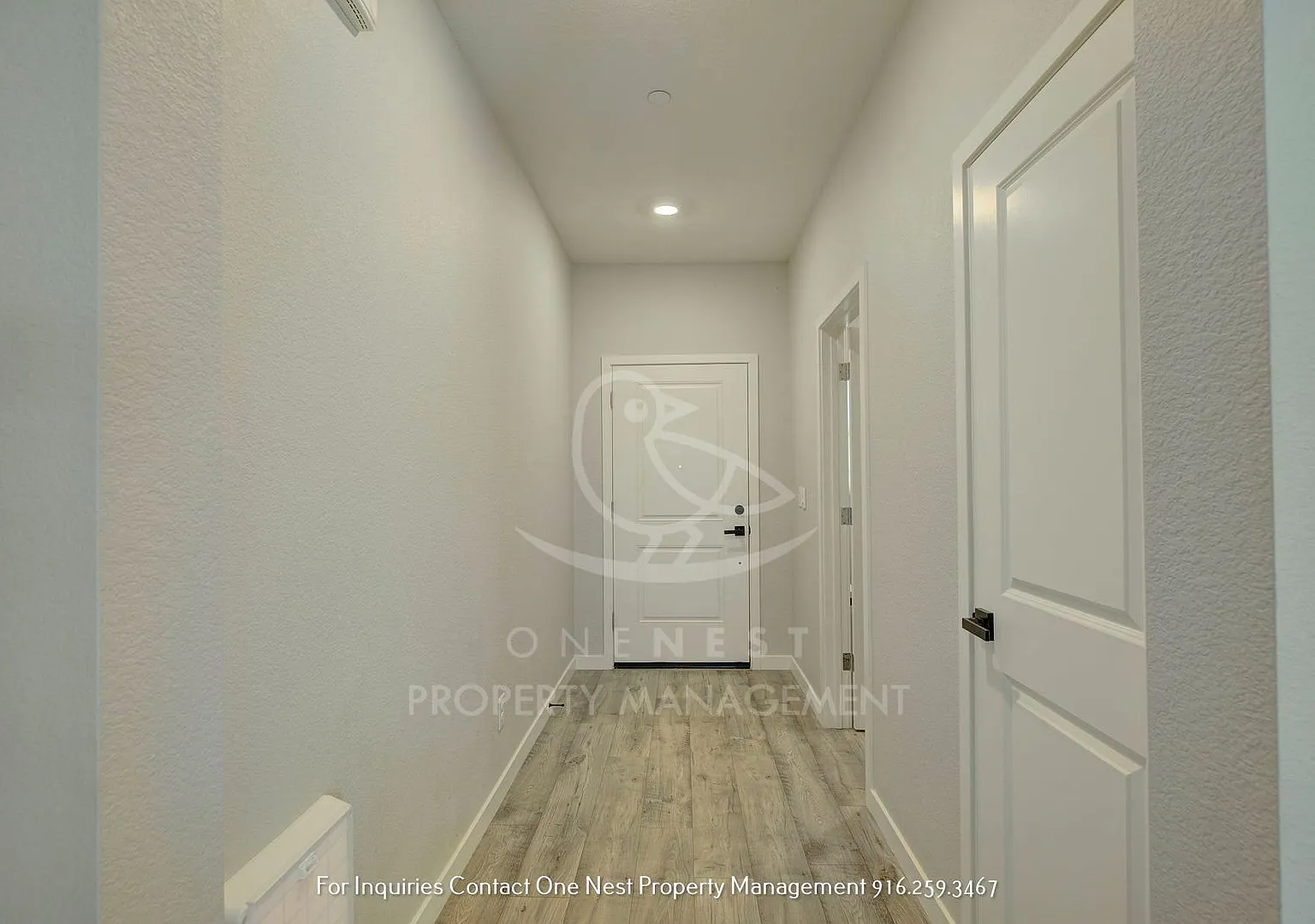 4 bdrm 2.5 bth, 1678 sq ft — Photo 4